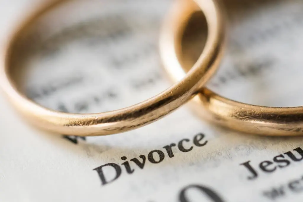 Procedimiento contencioso de separación o divorcio