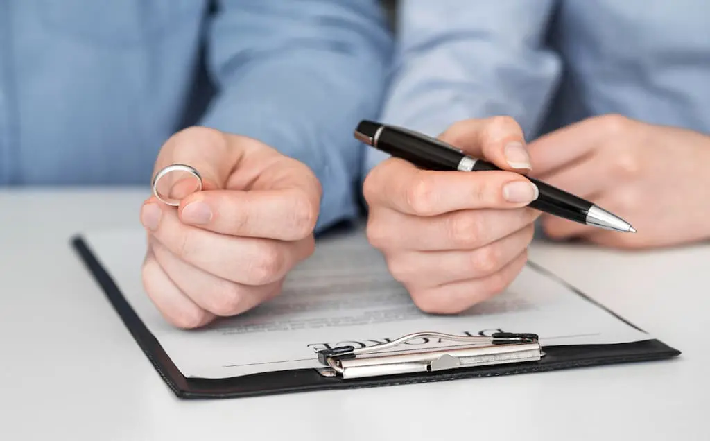 Cuánto tarda un divorcio contencioso